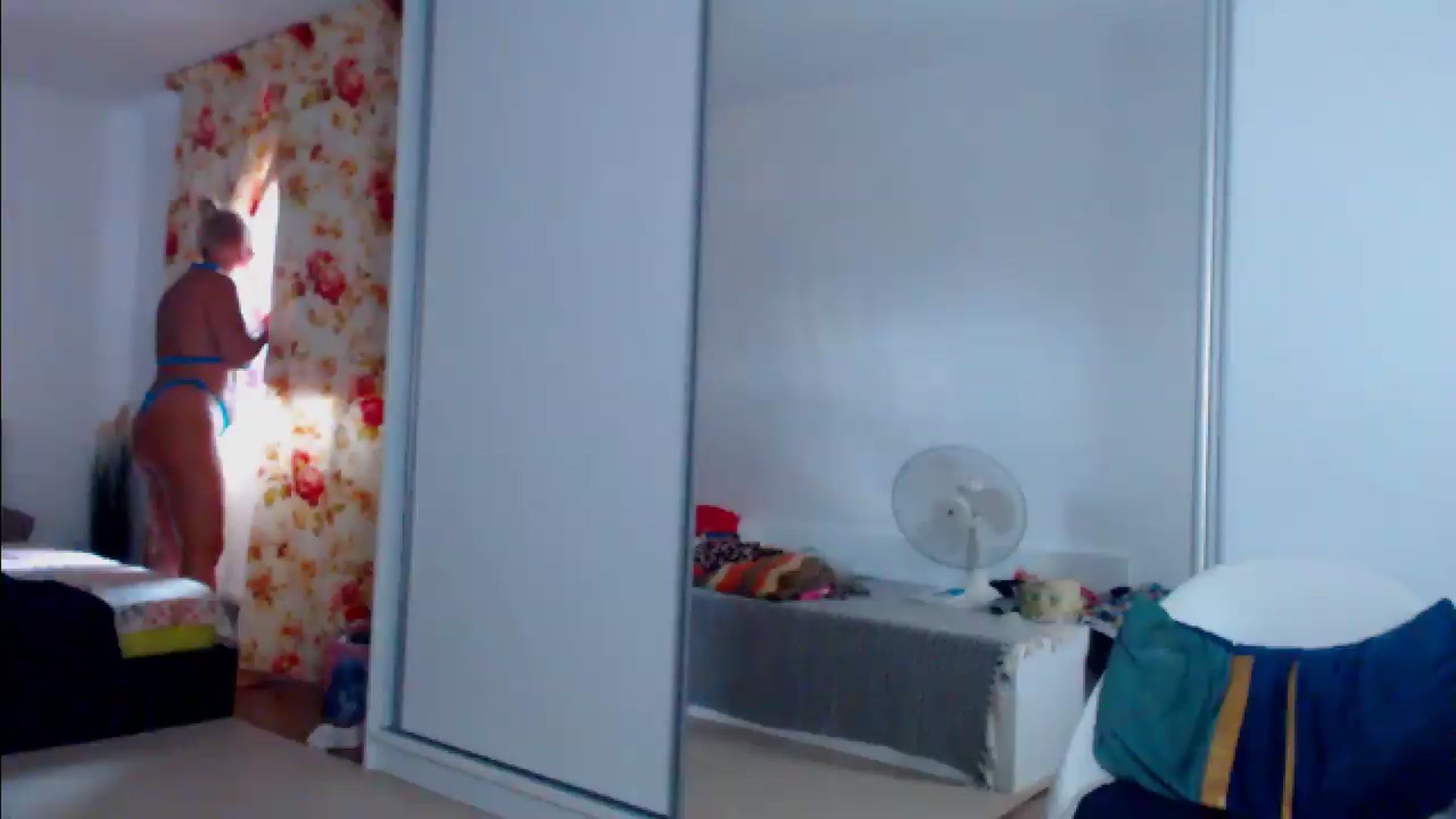 Gallery image thumbnail from Merlyn4u's myfreecams stream on, 07/24/2026, 12:12 image 14 of 20