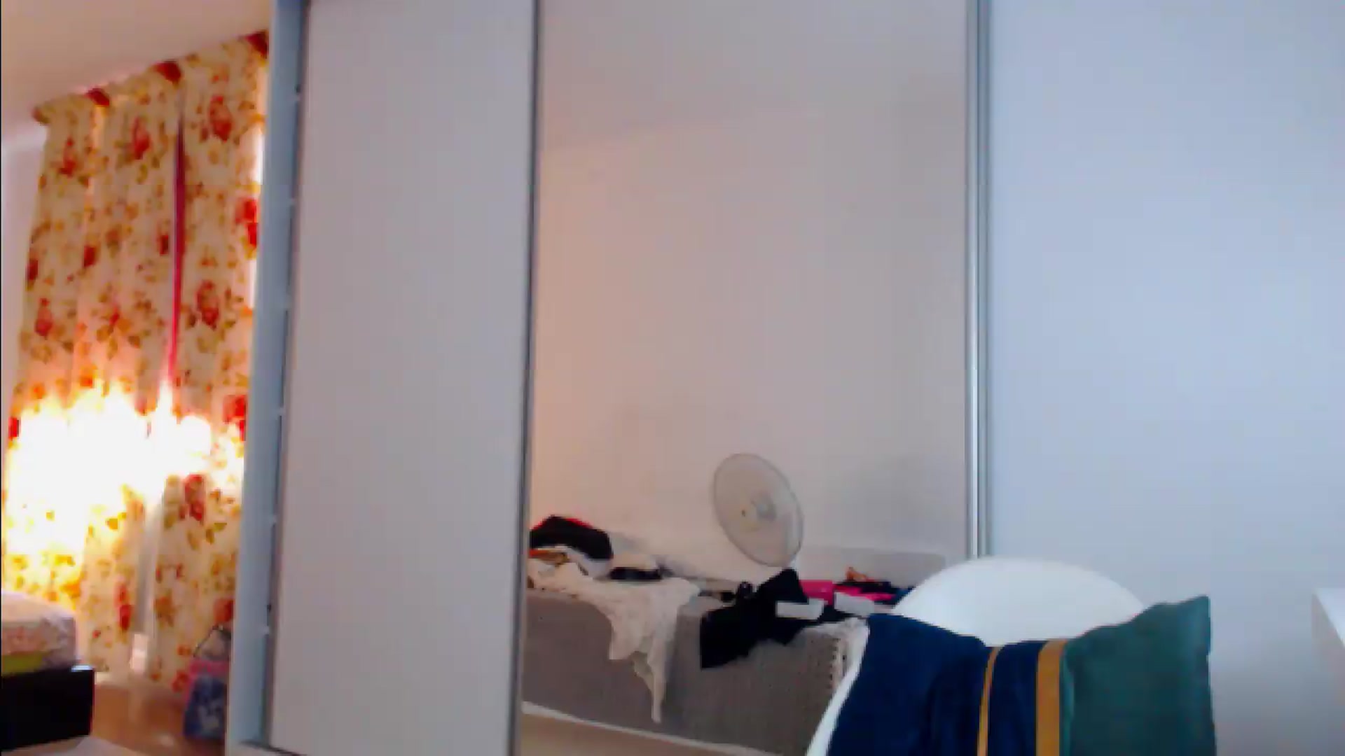 Gallery image thumbnail from Merlyn4u's myfreecams stream on, 07/27/2026, 13:10 image 14 of 20