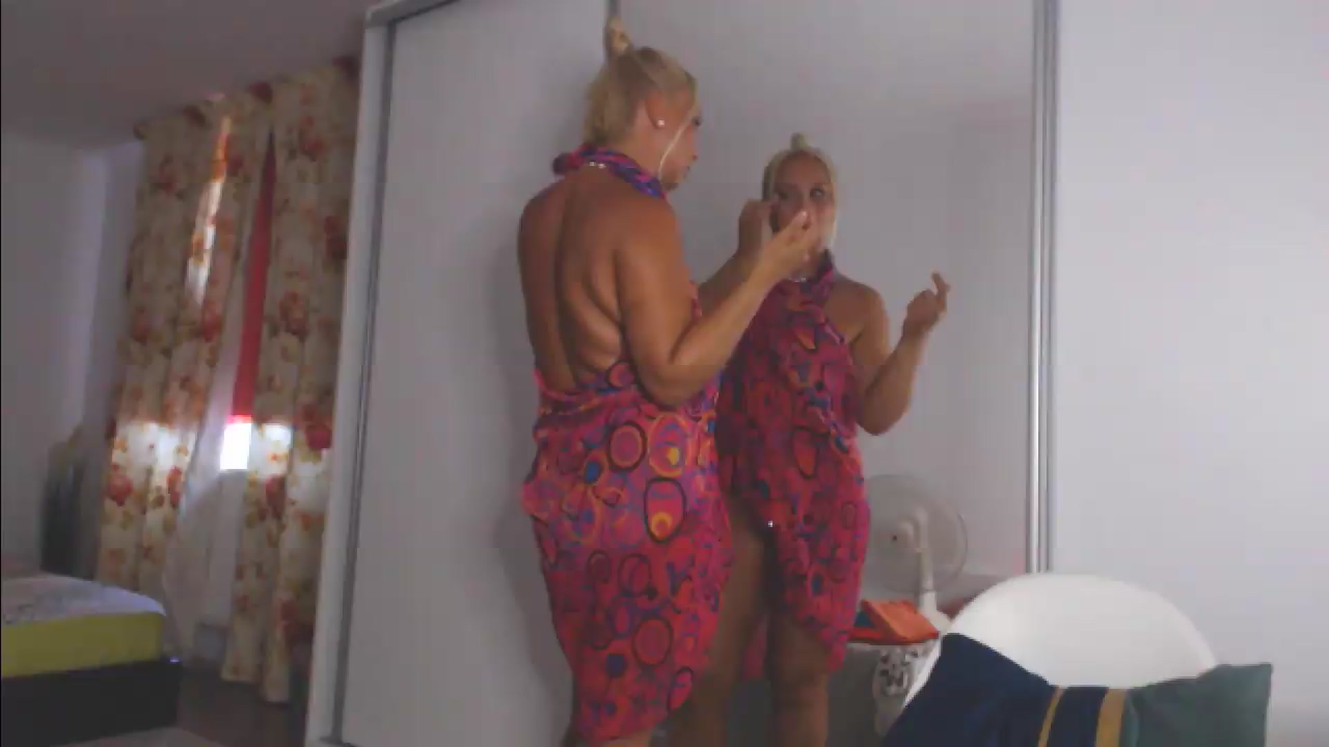 Gallery image thumbnail from Merlyn4u's myfreecams stream on, 08/11/2026, 10:00 image 8 of 20