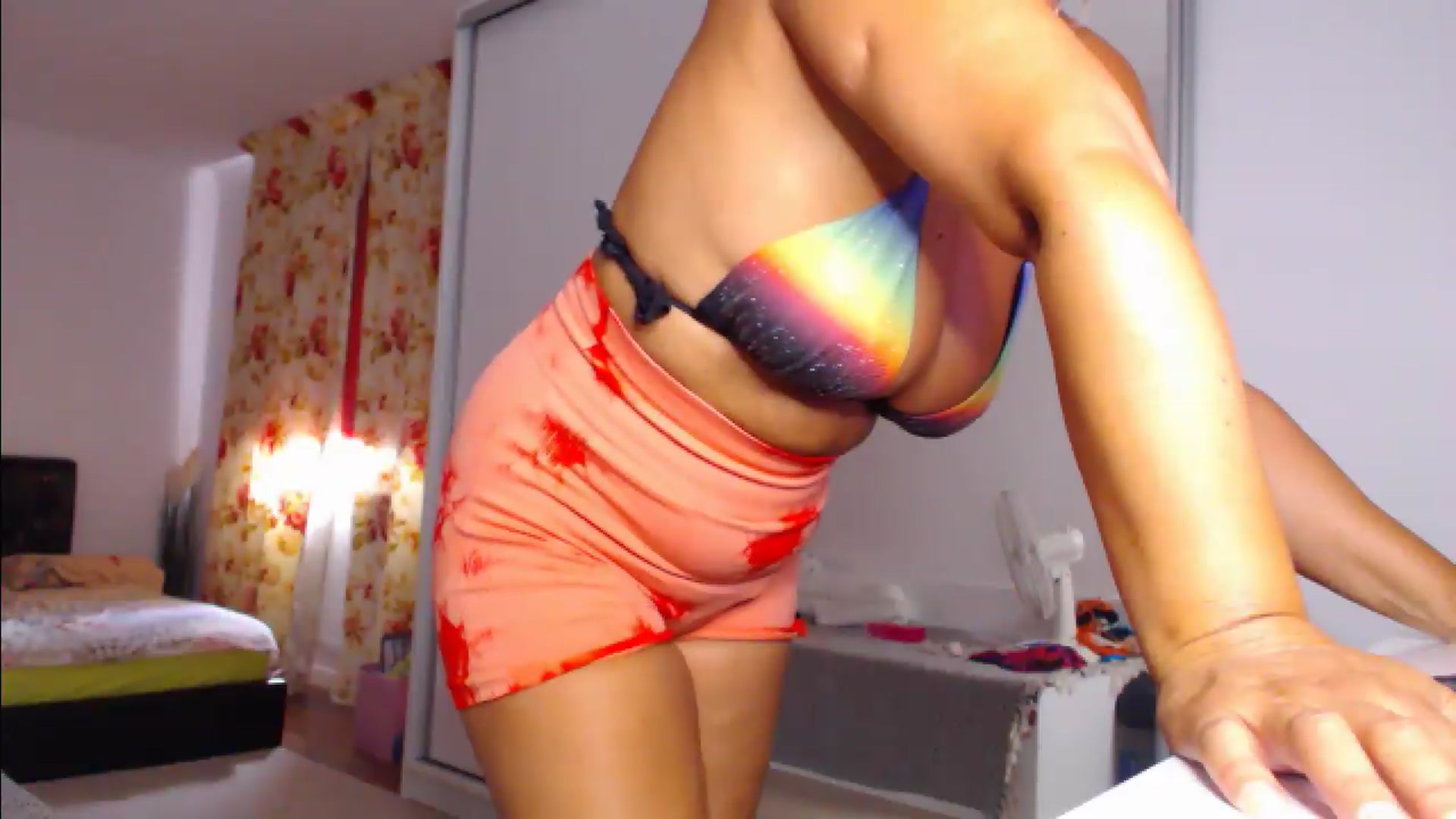 Gallery image thumbnail from Merlyn4u's myfreecams stream on, 08/13/2026, 10:03 image 5 of 20