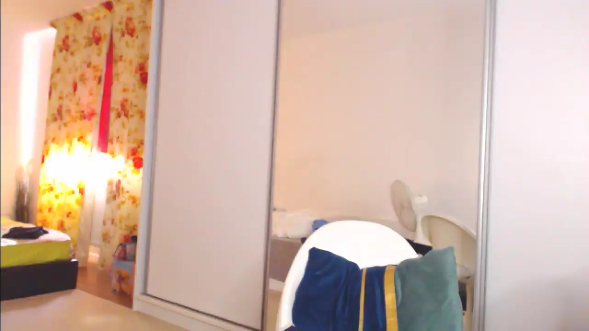 Gallery image thumbnail from Merlyn4u's myfreecams stream on, 08/26/2026, 18:08 image 18 of 20