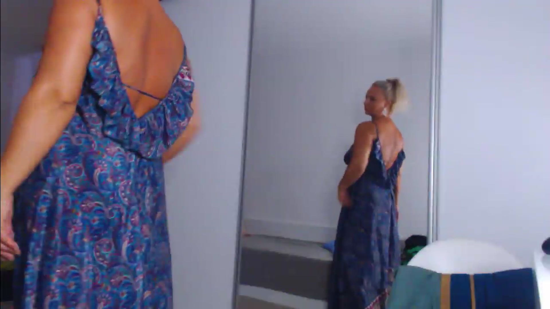 Gallery image thumbnail from Merlyn4u's myfreecams stream on, 09/17/2026, 09:48 image 19 of 20