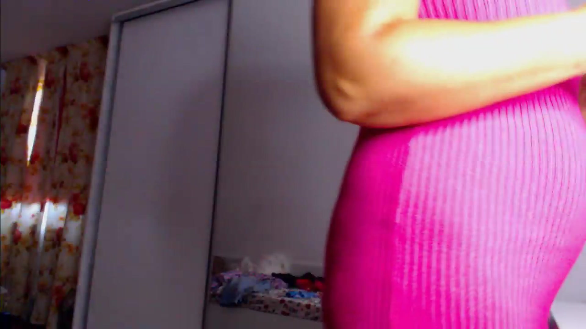 Gallery image thumbnail from Merlyn4u's myfreecams stream on, 09/18/2026, 08:51 image 10 of 20