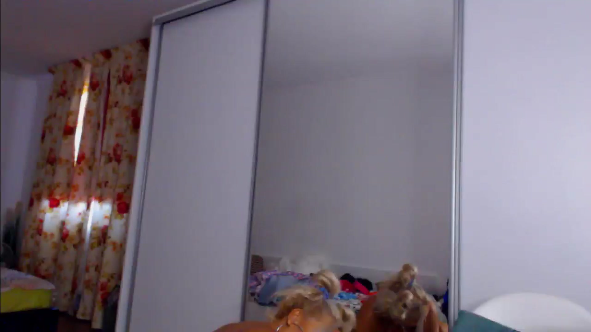 Gallery image thumbnail from Merlyn4u's myfreecams stream on, 09/18/2026, 08:51 image 15 of 20
