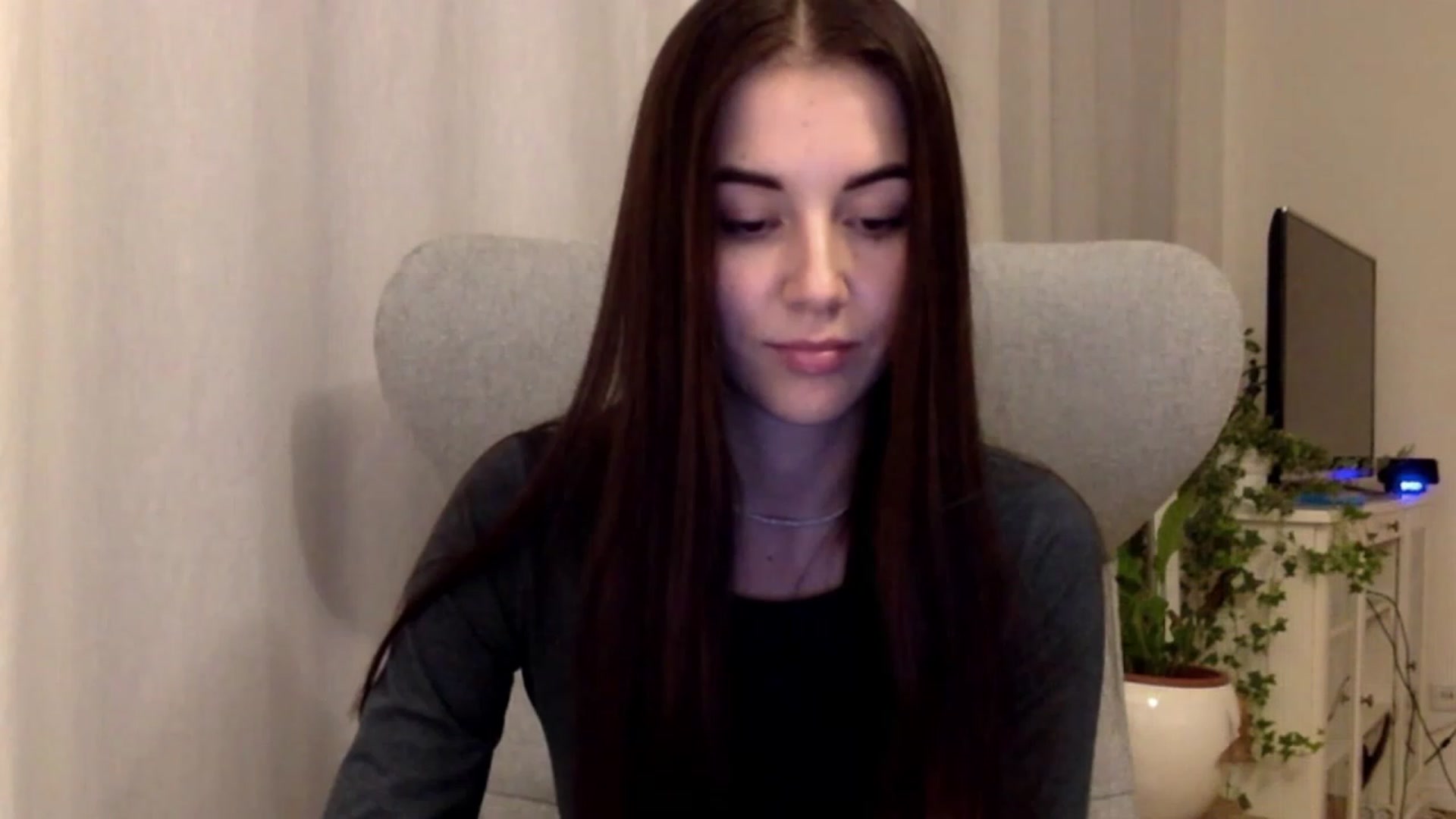 Gallery image thumbnail from Mermaid___'s myfreecams stream on, 11/20/2022, 22:52 image 18 of 20