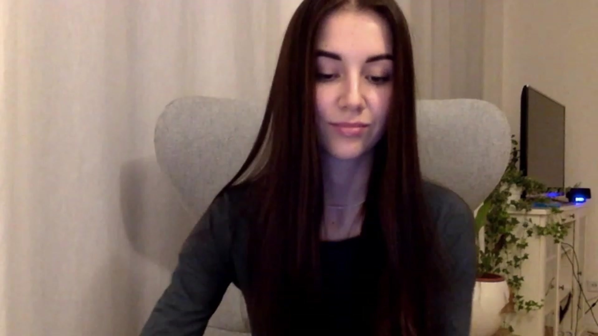 Gallery image thumbnail from Mermaid___'s myfreecams stream on, 11/20/2022, 22:52 image 13 of 20