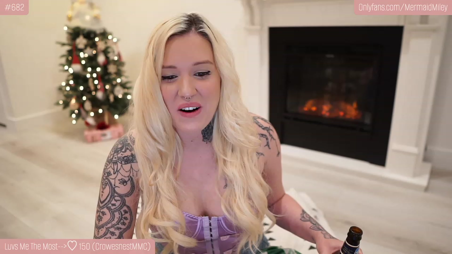Gallery image thumbnail from Mermaidmiley's myfreecams stream on, 12/09/2022, 04:12 image 6 of 20