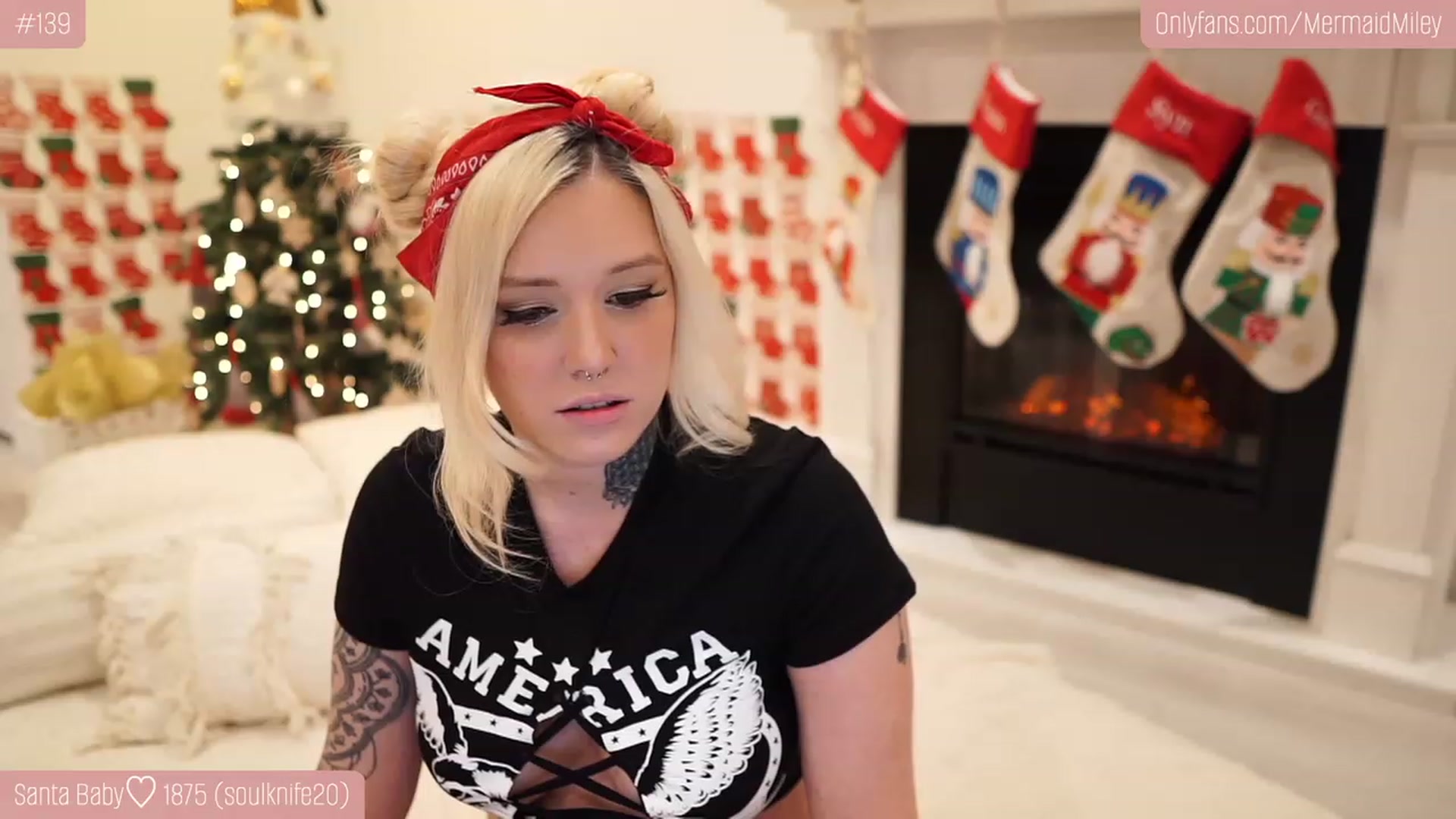Gallery image thumbnail from Mermaidmiley's myfreecams stream on, 12/20/2022, 04:02 image 9 of 20