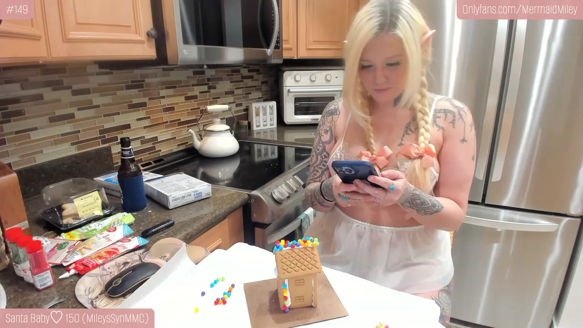 Gallery image thumbnail from Mermaidmiley's myfreecams stream on, 12/22/2022, 02:02 image 17 of 20