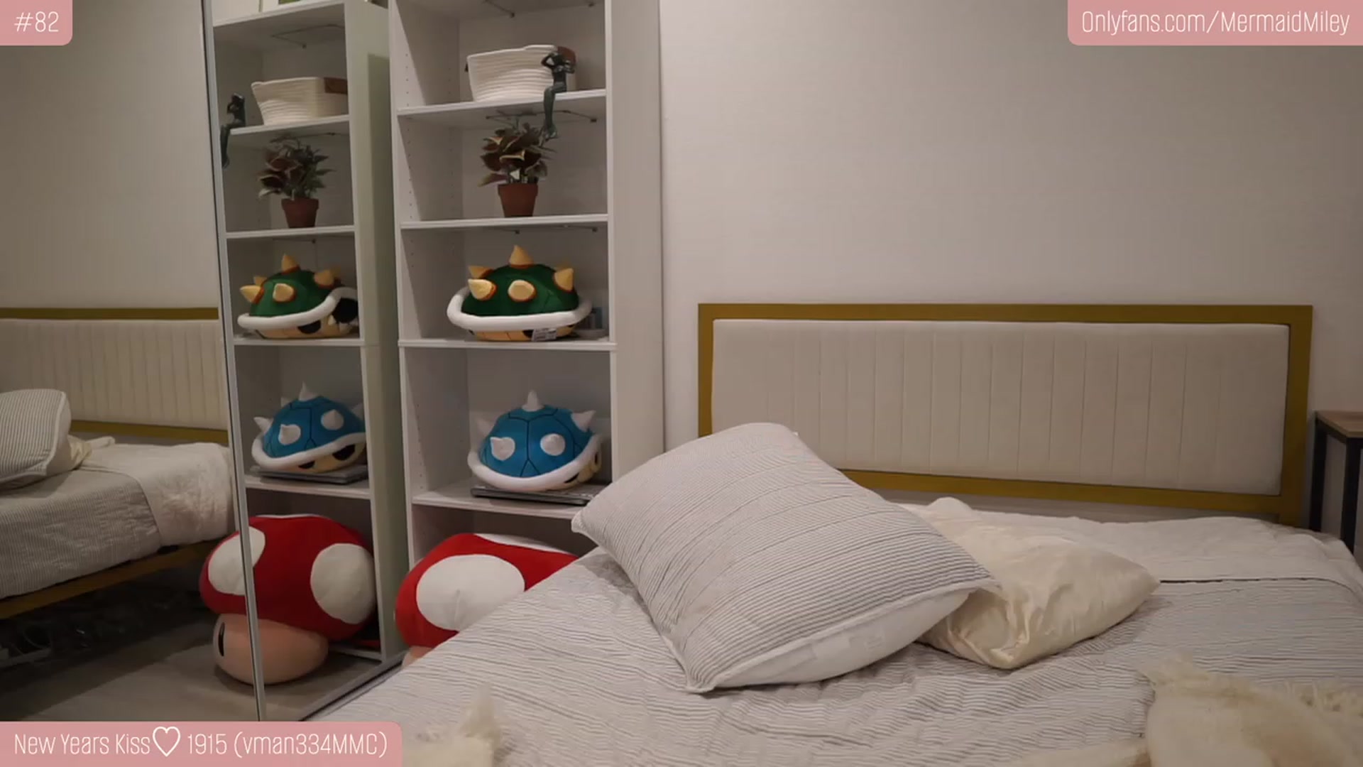 Gallery image thumbnail from Mermaidmiley's myfreecams stream on, 12/30/2022, 05:39 image 20 of 20