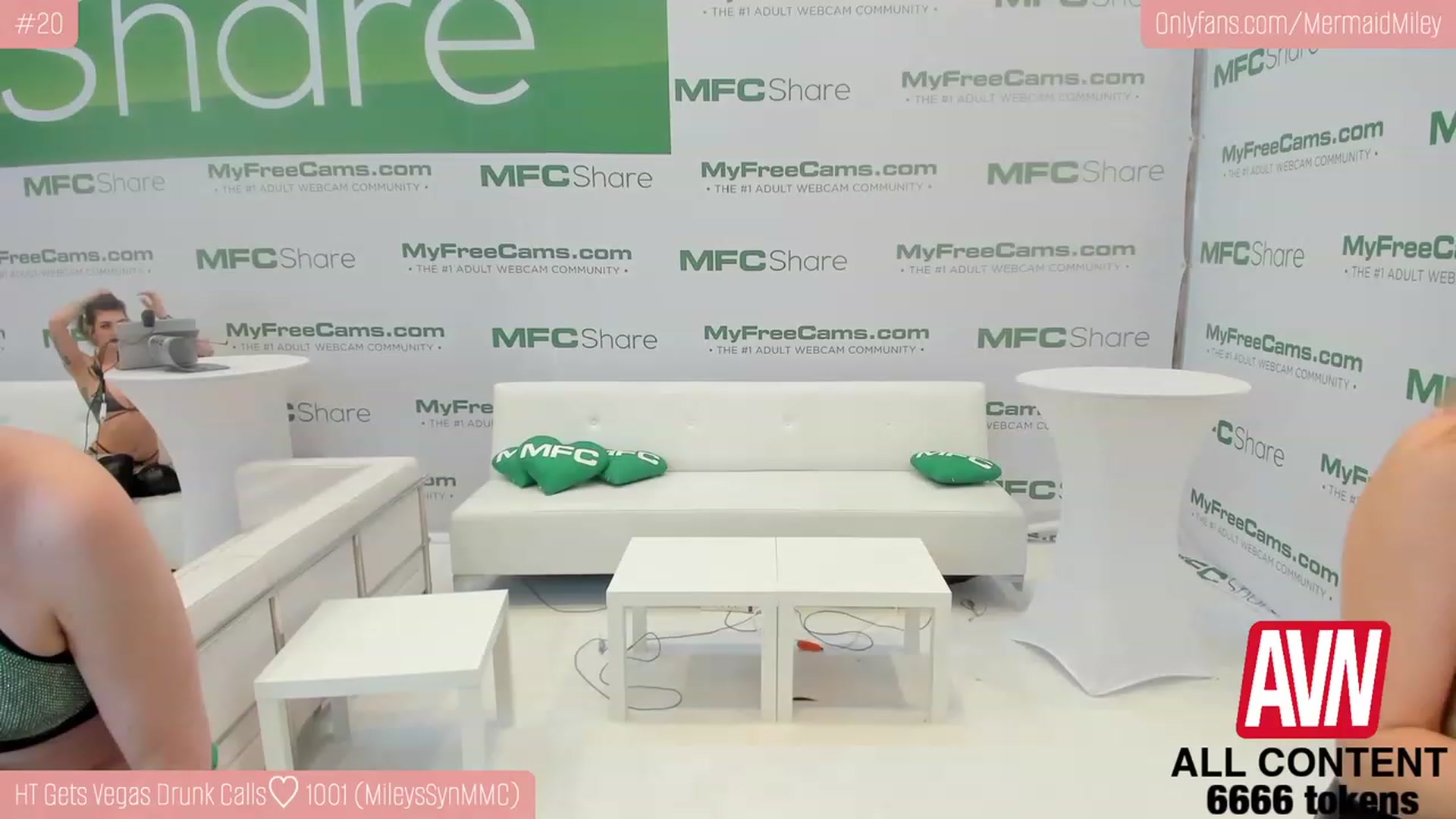 Gallery image thumbnail from Mermaidmiley's myfreecams stream on, 01/06/2023, 03:19 image 5 of 20