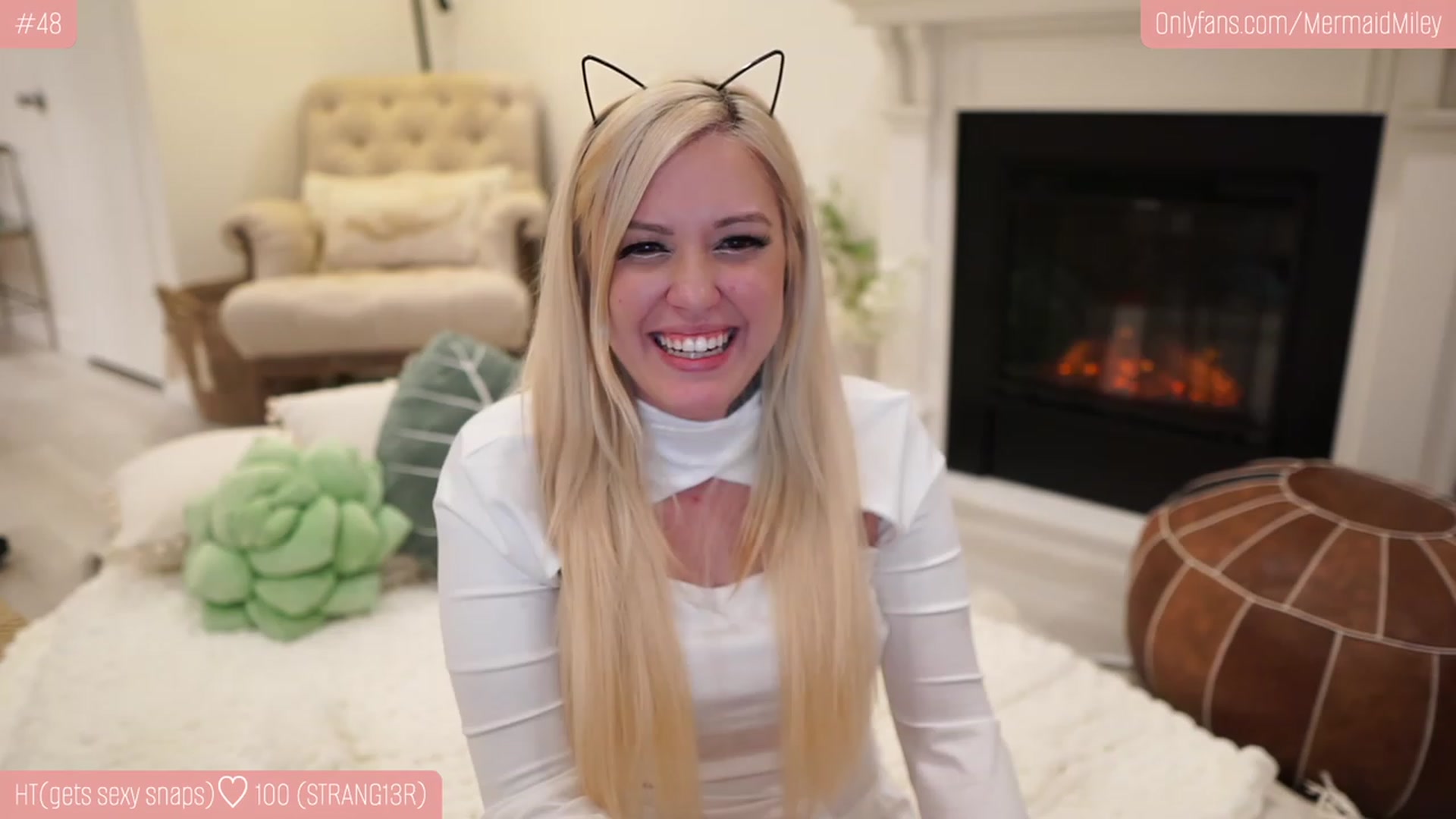 Gallery image thumbnail from Mermaidmiley's myfreecams stream on, 01/21/2023, 11:51 image 19 of 20