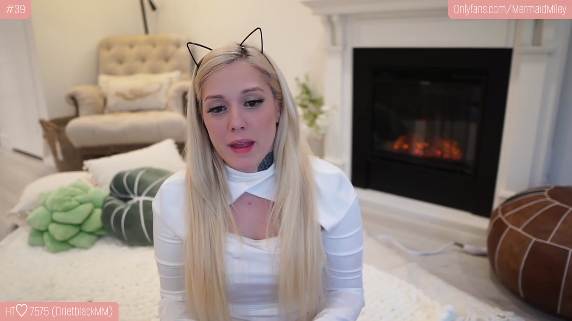 Gallery image thumbnail from Mermaidmiley's myfreecams stream on, 01/21/2023, 17:16 image 19 of 20