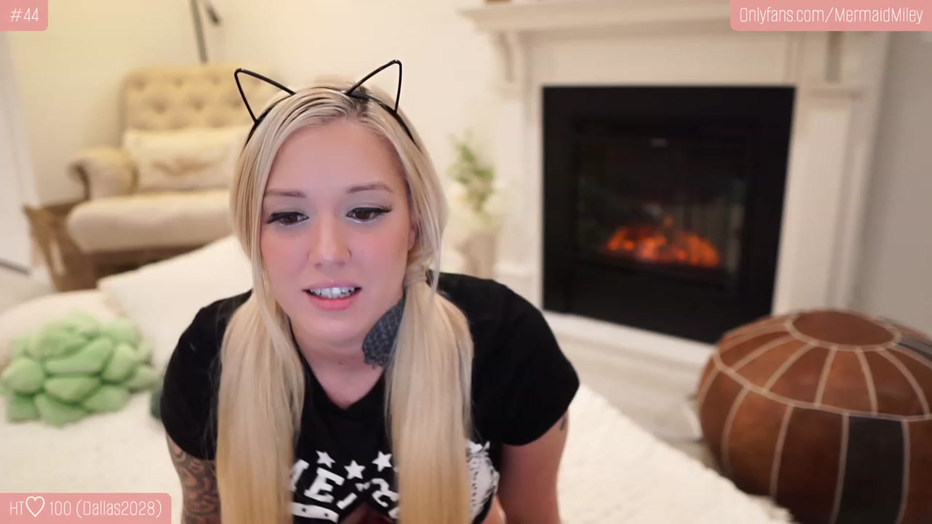 Gallery image thumbnail from Mermaidmiley's myfreecams stream on, 01/23/2023, 10:03 image 2 of 20
