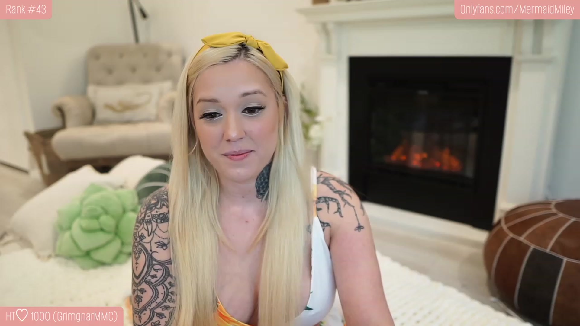 Gallery image thumbnail from Mermaidmiley's myfreecams stream on, 01/25/2023, 18:41 image 14 of 20
