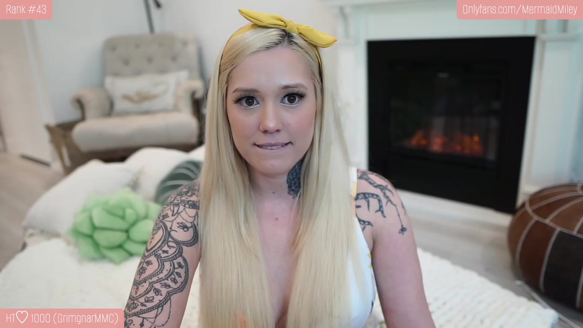 Gallery image thumbnail from Mermaidmiley's myfreecams stream on, 01/25/2023, 21:33 image 16 of 20