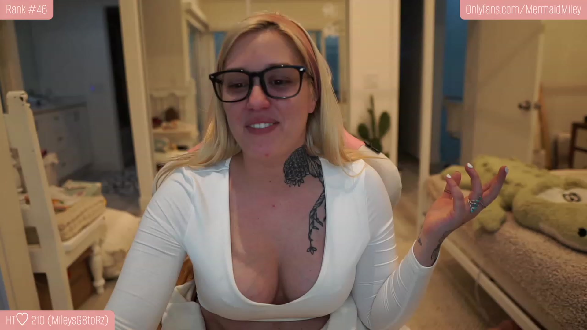Gallery image thumbnail from Mermaidmiley's myfreecams stream on, 01/27/2023, 01:41 image 4 of 20