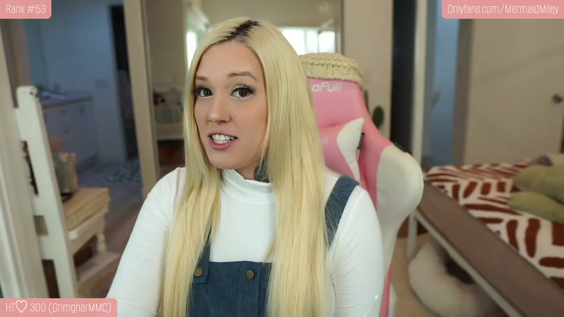 Gallery image thumbnail from Mermaidmiley's myfreecams stream on, 01/27/2023, 23:33 image 6 of 20