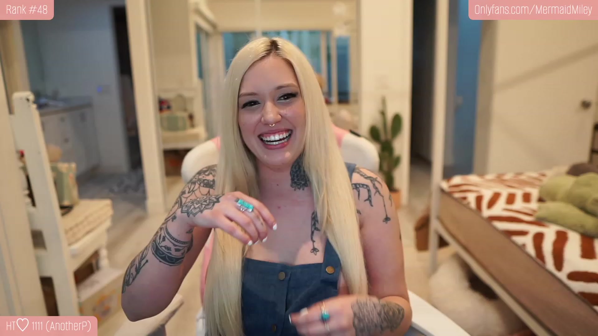 Gallery image thumbnail from Mermaidmiley's myfreecams stream on, 01/28/2023, 02:01 image 14 of 20