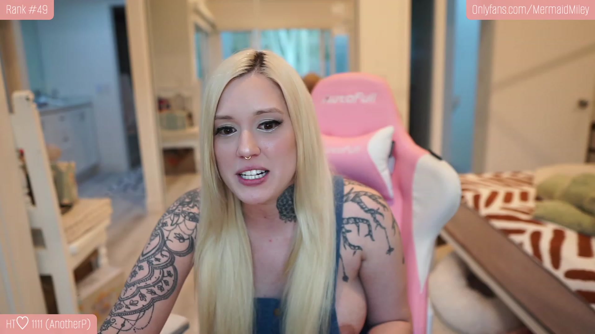 Gallery image thumbnail from Mermaidmiley's myfreecams stream on, 01/28/2023, 02:01 image 9 of 20