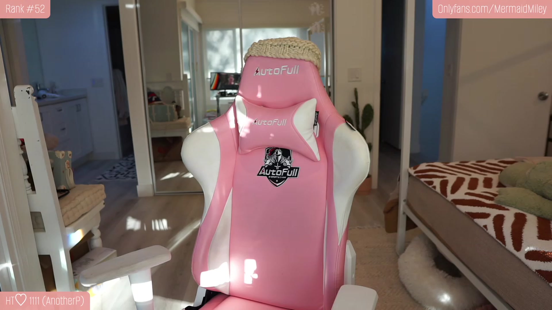 Gallery image thumbnail from Mermaidmiley's myfreecams stream on, 01/28/2023, 02:01 image 1 of 20