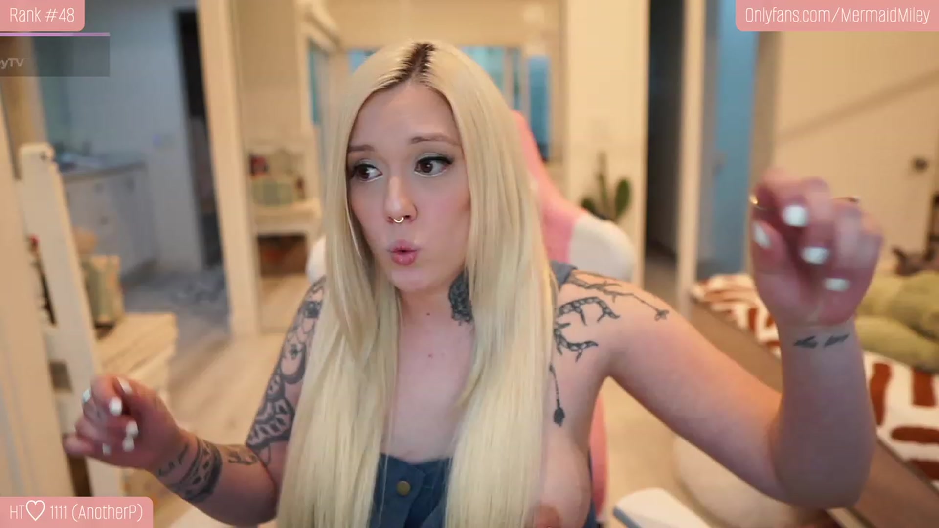 Gallery image thumbnail from Mermaidmiley's myfreecams stream on, 01/28/2023, 02:46 image 5 of 20