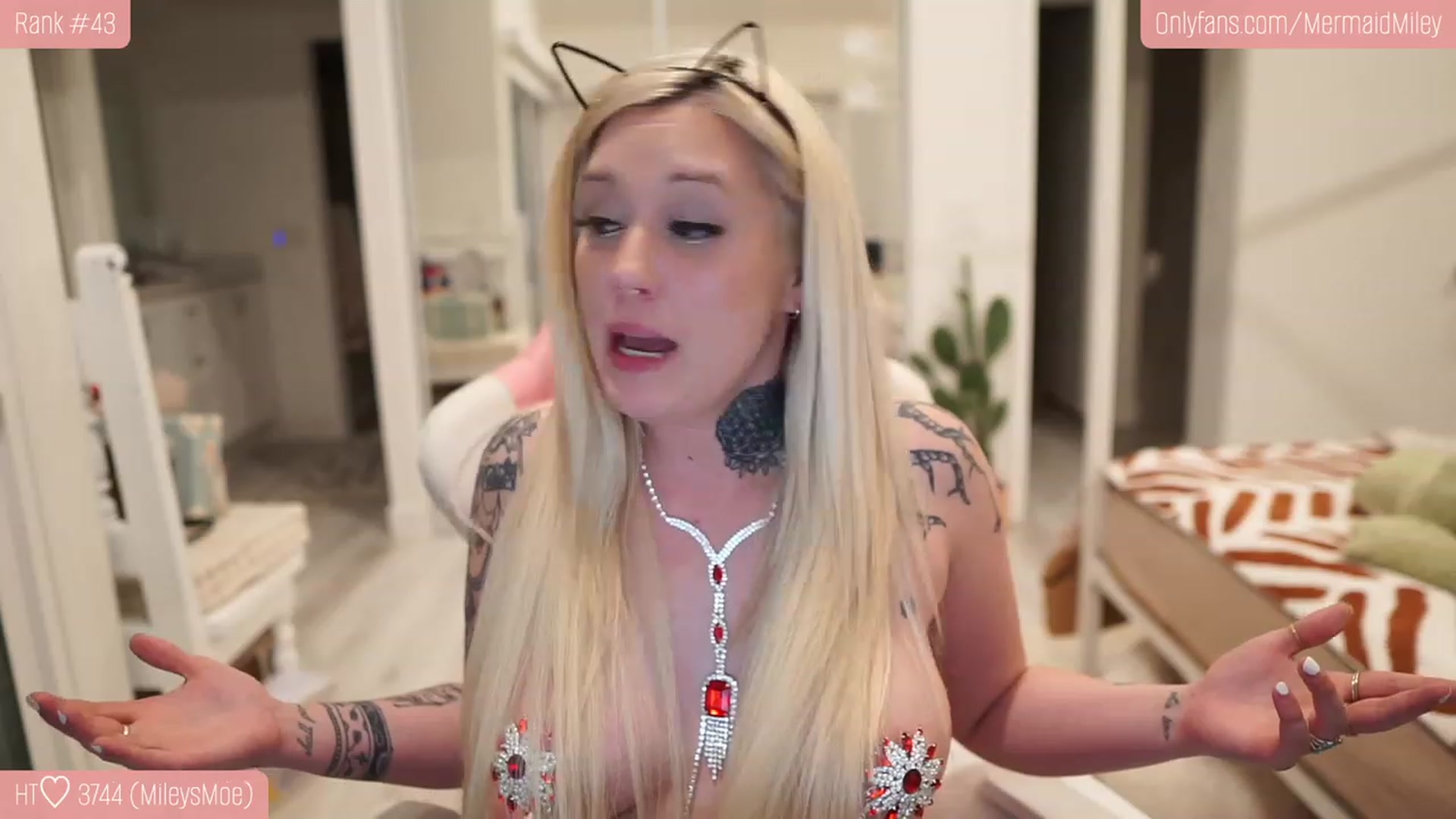 Gallery image thumbnail from Mermaidmiley's myfreecams stream on, 01/28/2023, 05:49 image 14 of 20