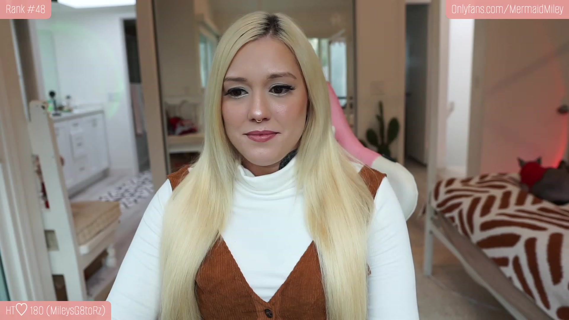 Gallery image thumbnail from Mermaidmiley's myfreecams stream on, 01/31/2023, 24:10 image 9 of 20