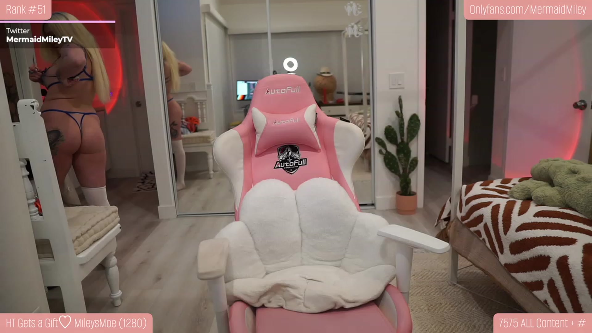 Gallery image thumbnail from Mermaidmiley's myfreecams stream on, 02/01/2023, 05:31 image 5 of 20