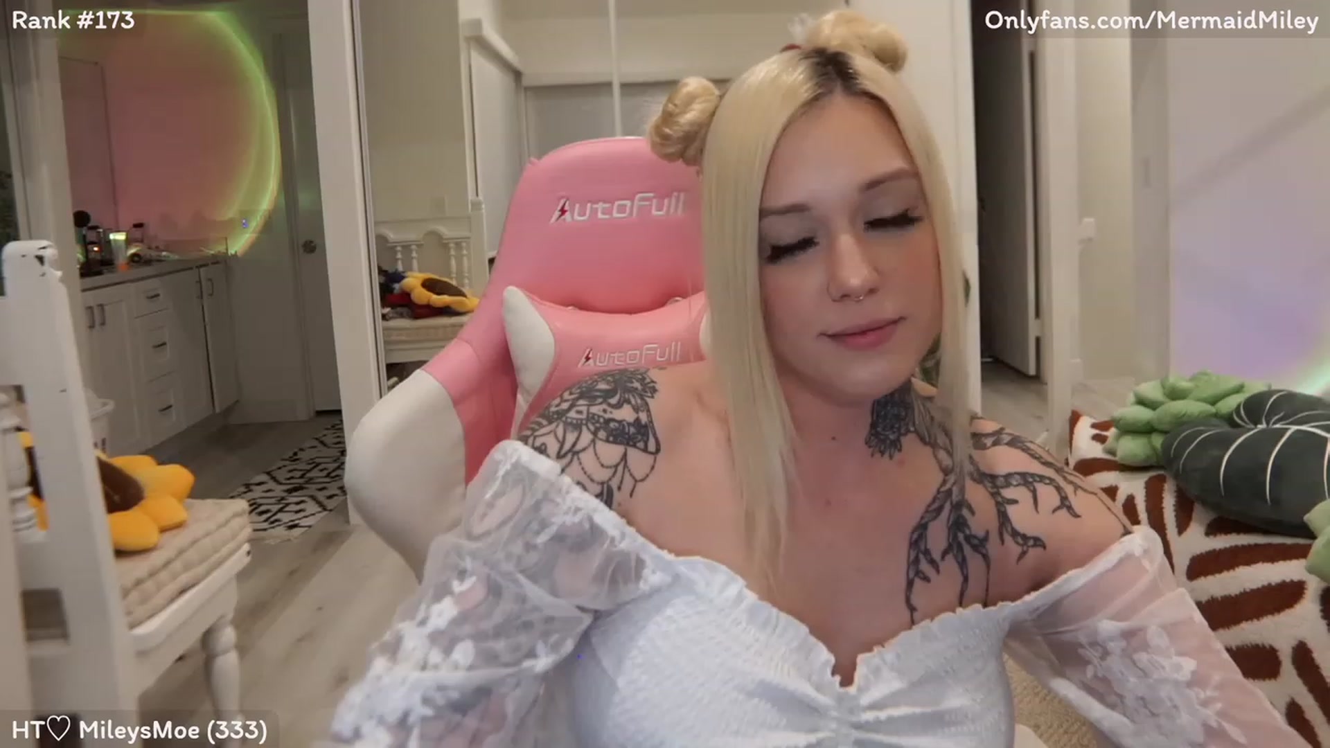 Gallery image thumbnail from Mermaidmiley's myfreecams stream on, 02/09/2023, 06:26 image 6 of 20