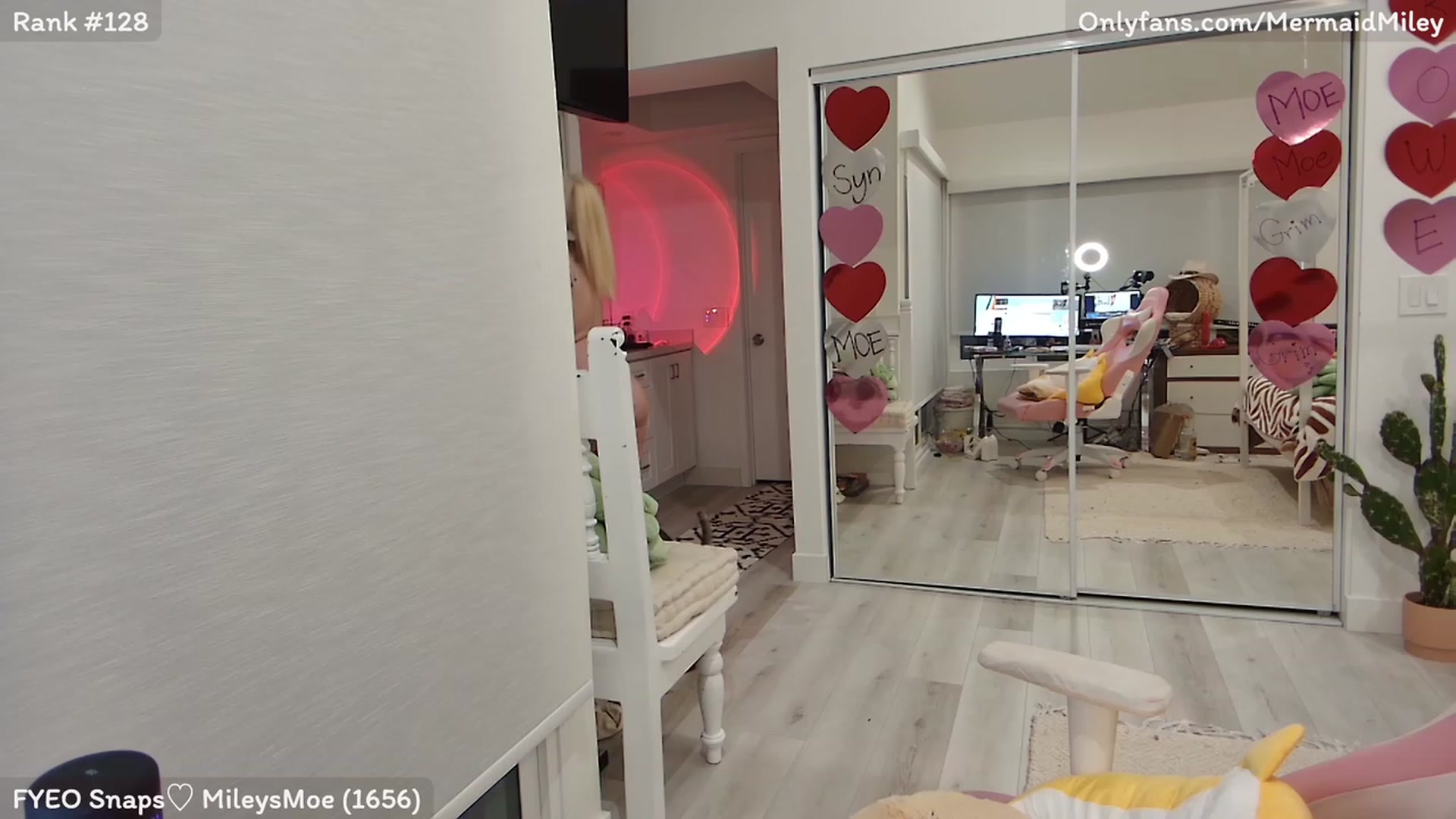 Gallery image thumbnail from Mermaidmiley's myfreecams stream on, 02/10/2023, 07:26 image 9 of 20