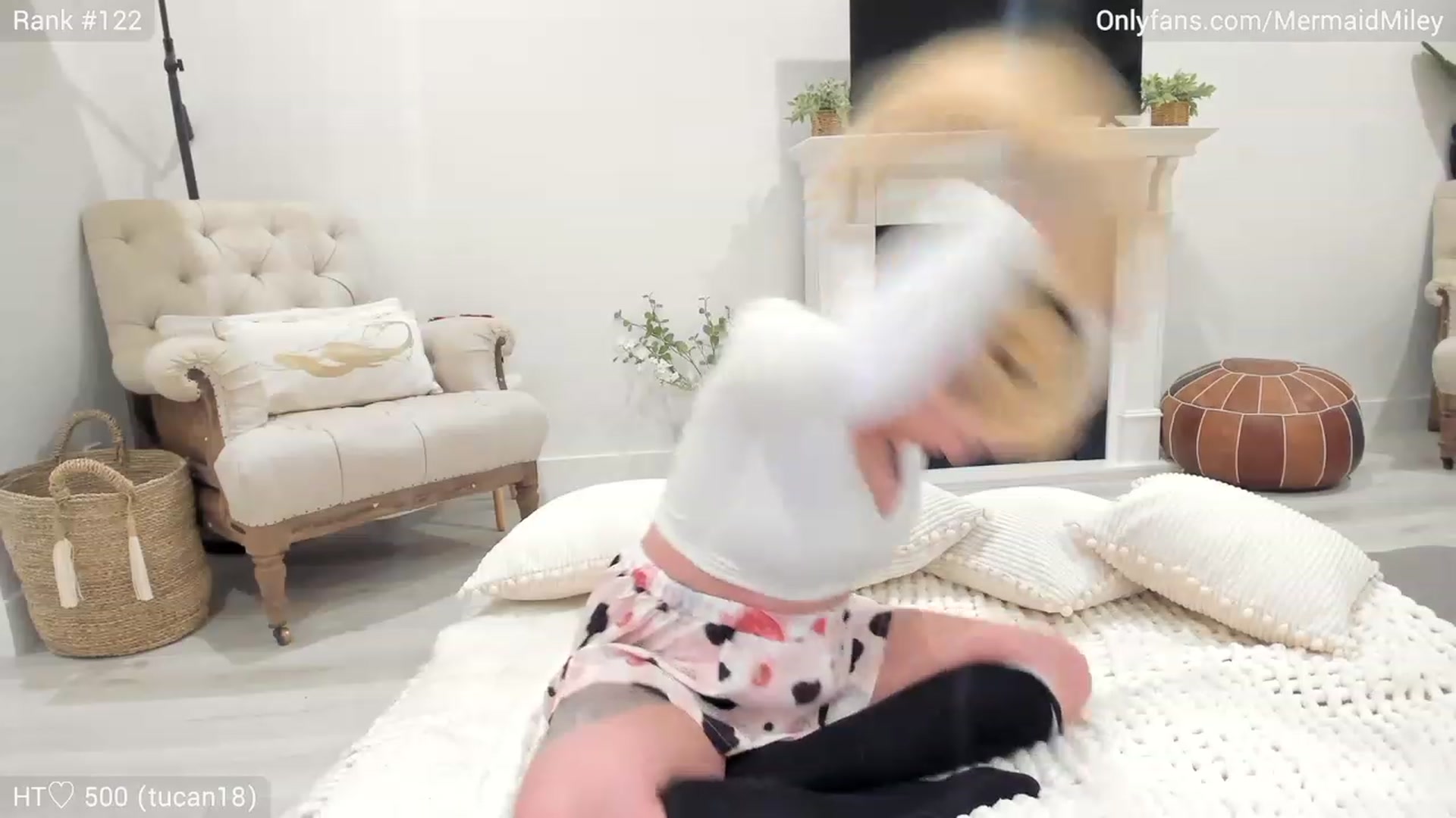 Gallery image thumbnail from Mermaidmiley's myfreecams stream on, 02/19/2023, 13:54 image 19 of 20