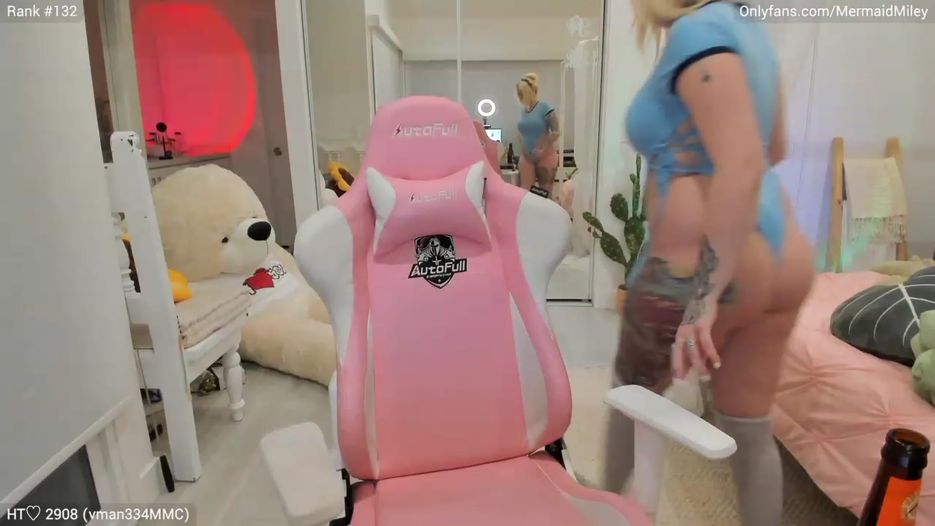 Gallery image thumbnail from Mermaidmiley's myfreecams stream on, 02/25/2023, 08:19 image 3 of 20