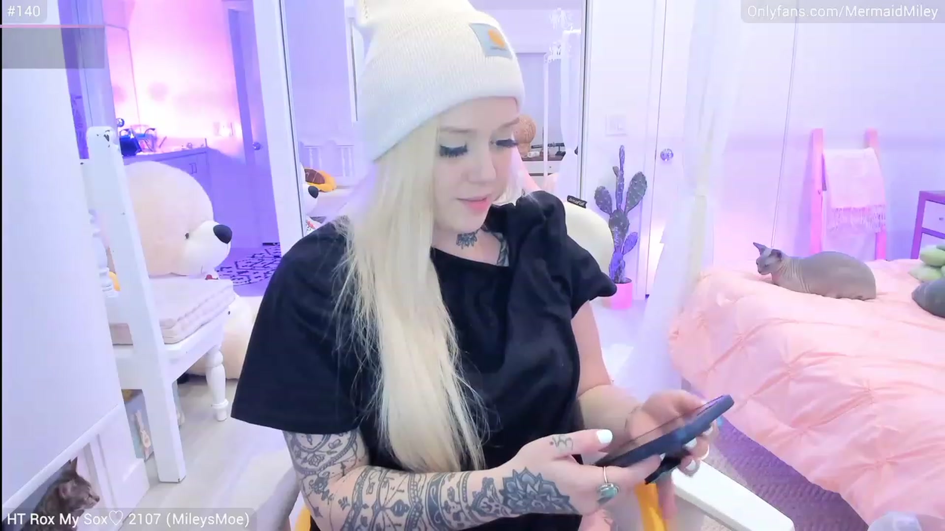 Gallery image thumbnail from Mermaidmiley's myfreecams stream on, 03/01/2023, 08:41 image 16 of 20
