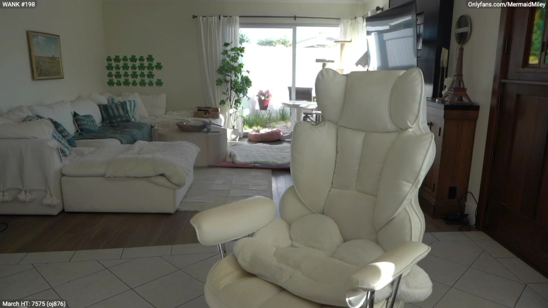Gallery image thumbnail from Mermaidmiley's myfreecams stream on, 03/10/2026, 23:54 image 16 of 20
