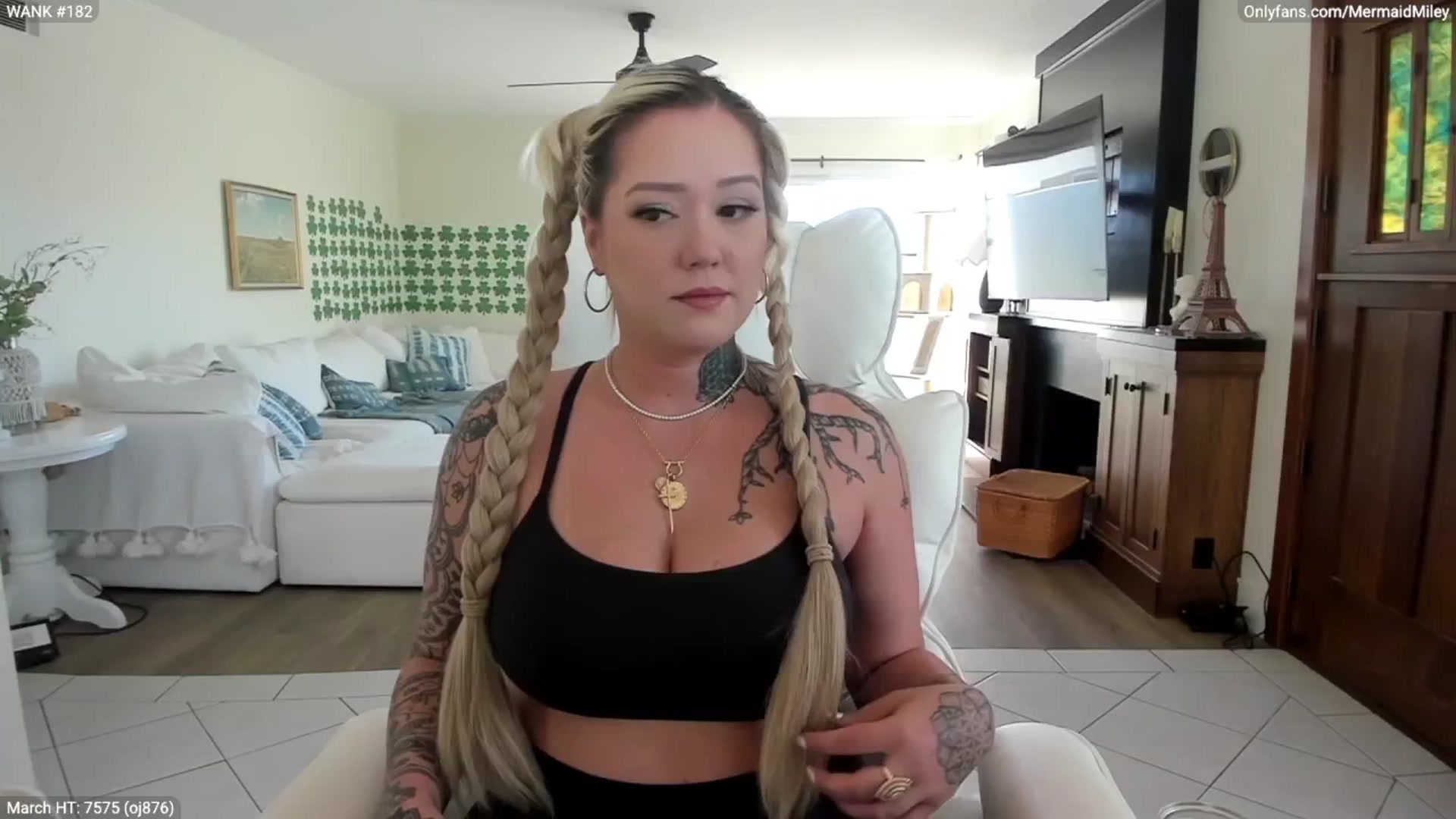 Gallery image thumbnail from Mermaidmiley's myfreecams stream on, 03/19/2026, 24:31 image 4 of 20