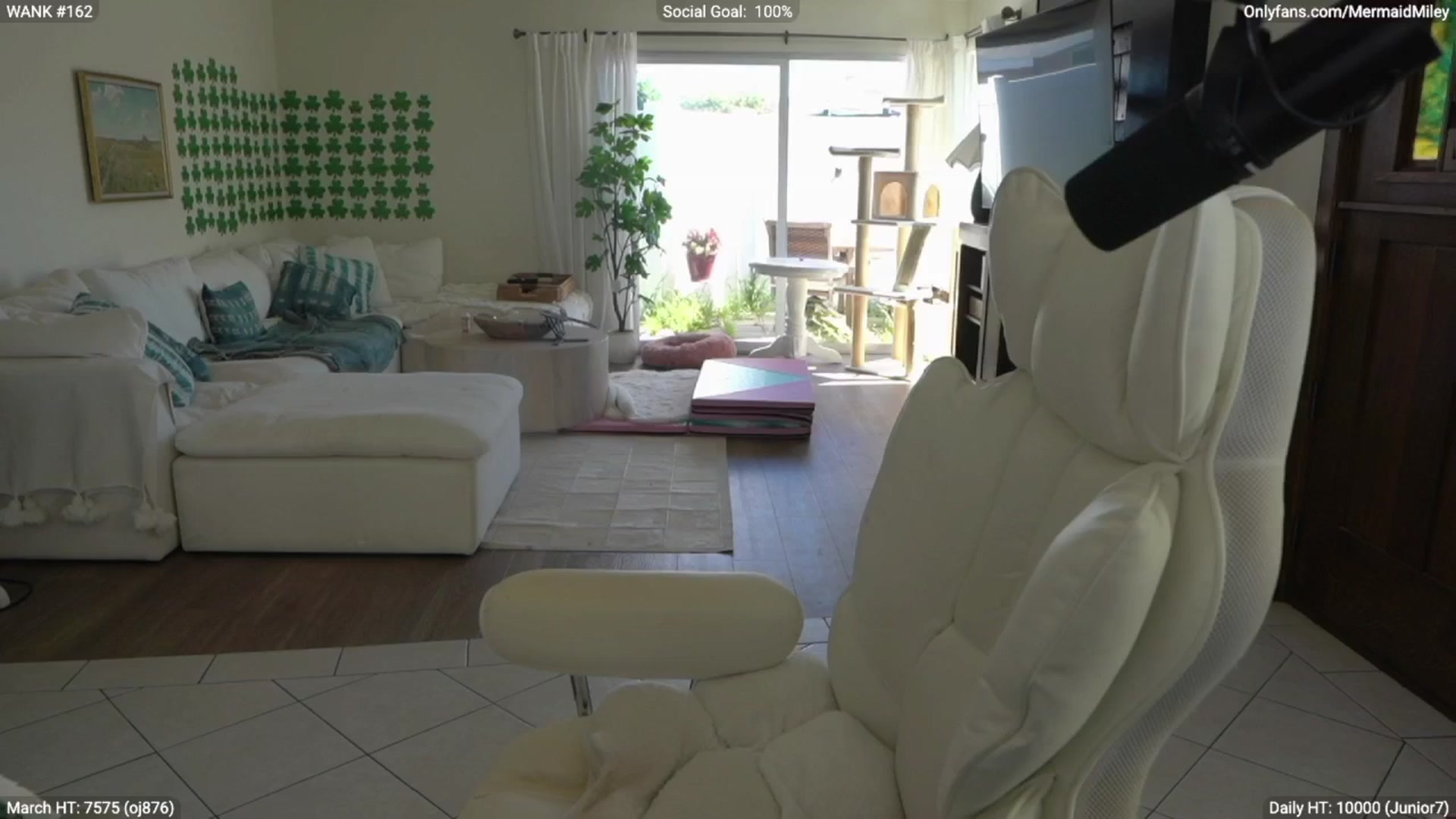 Gallery image thumbnail from Mermaidmiley's myfreecams stream on, 03/19/2026, 22:33 image 14 of 20