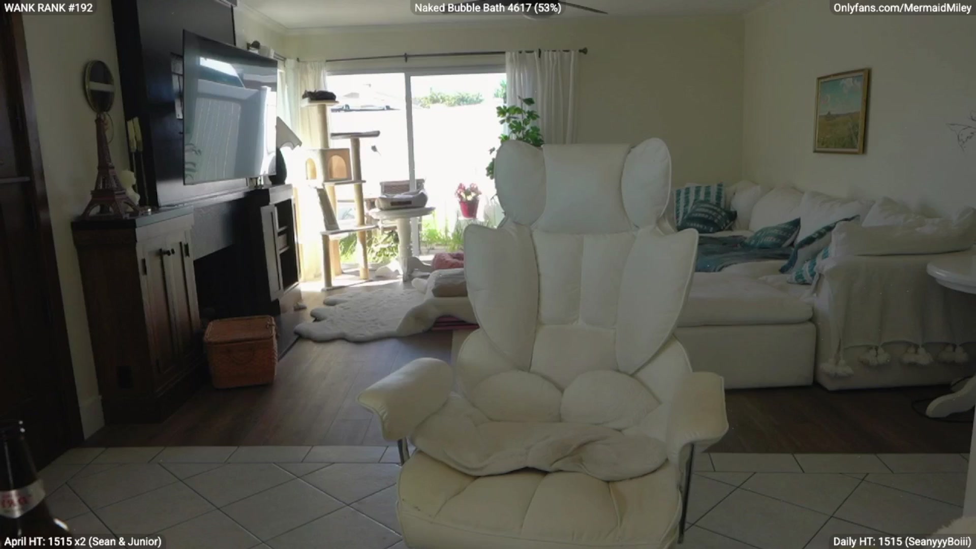 Gallery image thumbnail from Mermaidmiley's myfreecams stream on, 04/01/2026, 23:32 image 13 of 20