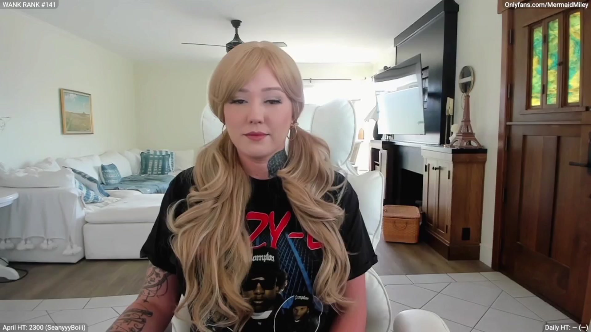 Gallery image thumbnail from Mermaidmiley's myfreecams stream on, 04/03/2026, 20:56 image 3 of 20