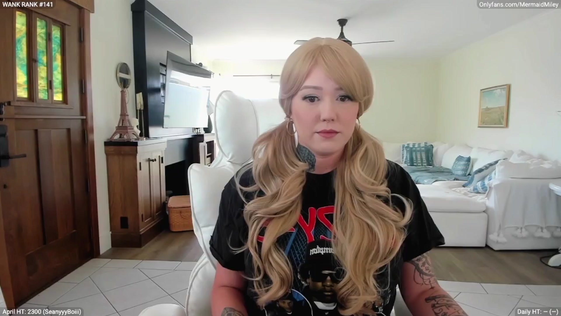 Gallery image thumbnail from Mermaidmiley's myfreecams stream on, 04/03/2026, 20:56 image 2 of 20