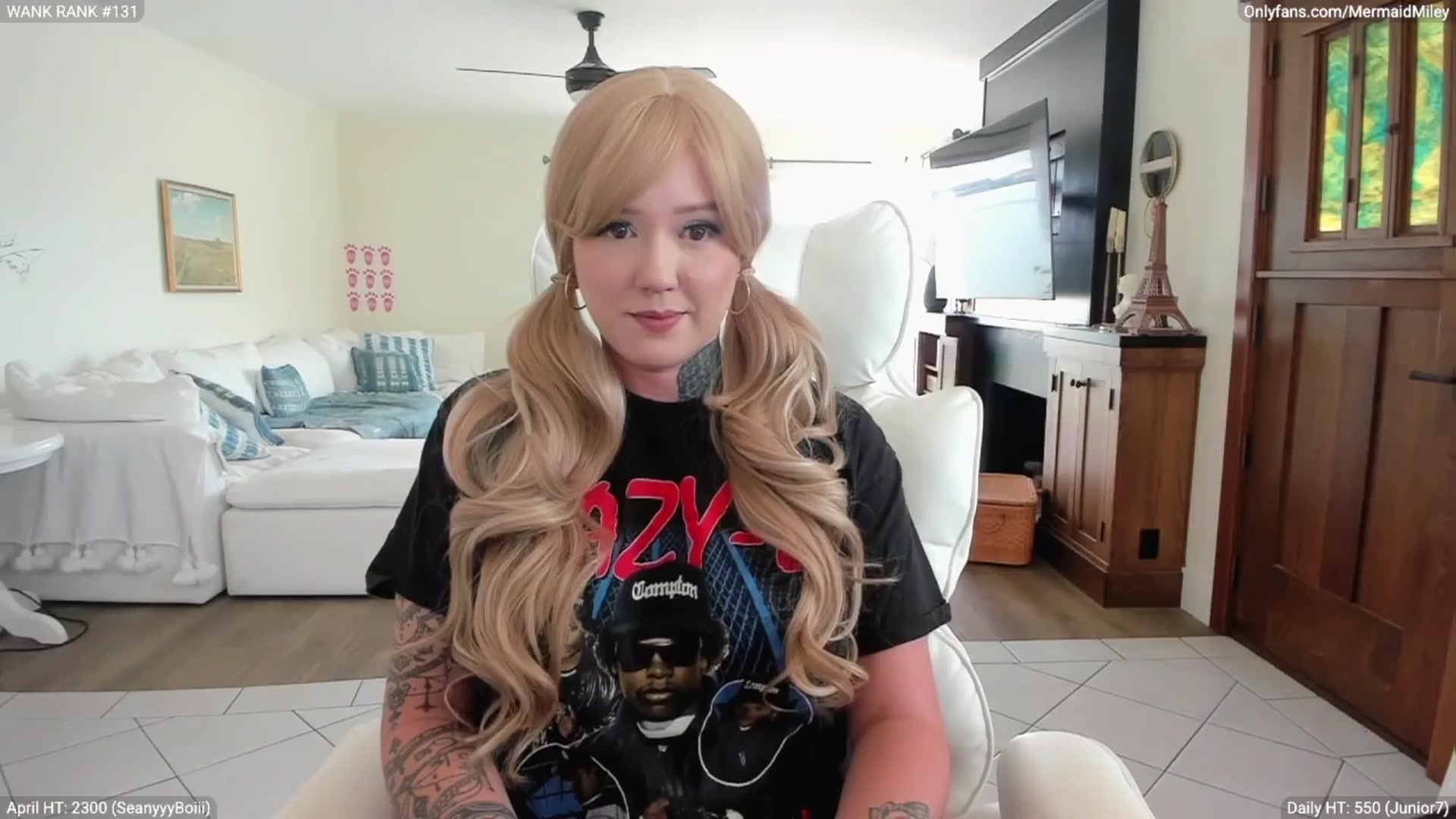 Gallery image thumbnail from Mermaidmiley's myfreecams stream on, 04/03/2026, 22:04 image 16 of 20