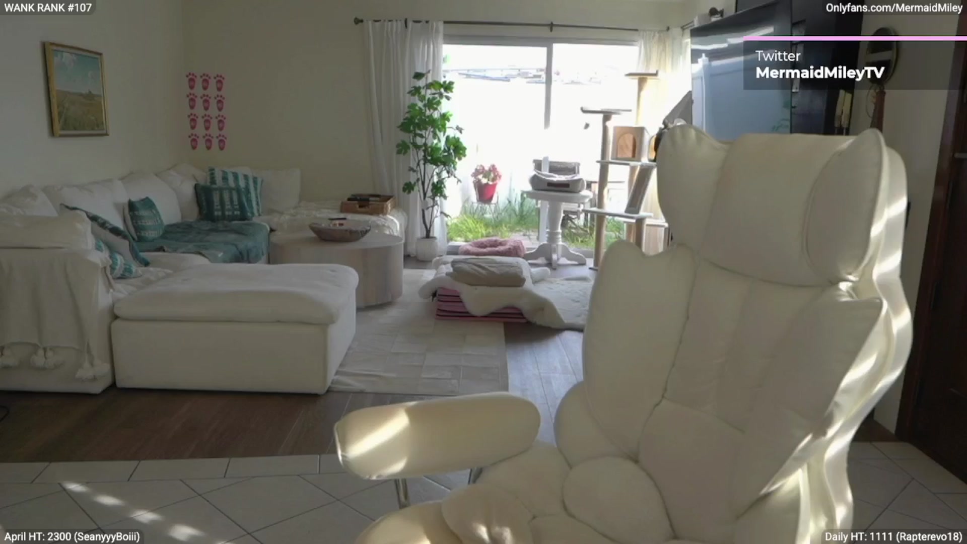 Gallery image thumbnail from Mermaidmiley's myfreecams stream on, 04/04/2026, 24:43 image 1 of 20