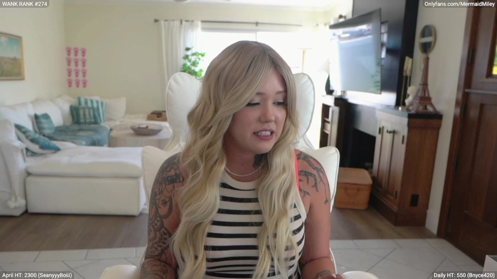 Gallery image thumbnail from Mermaidmiley's myfreecams stream on, 04/06/2026, 22:19 image 17 of 20