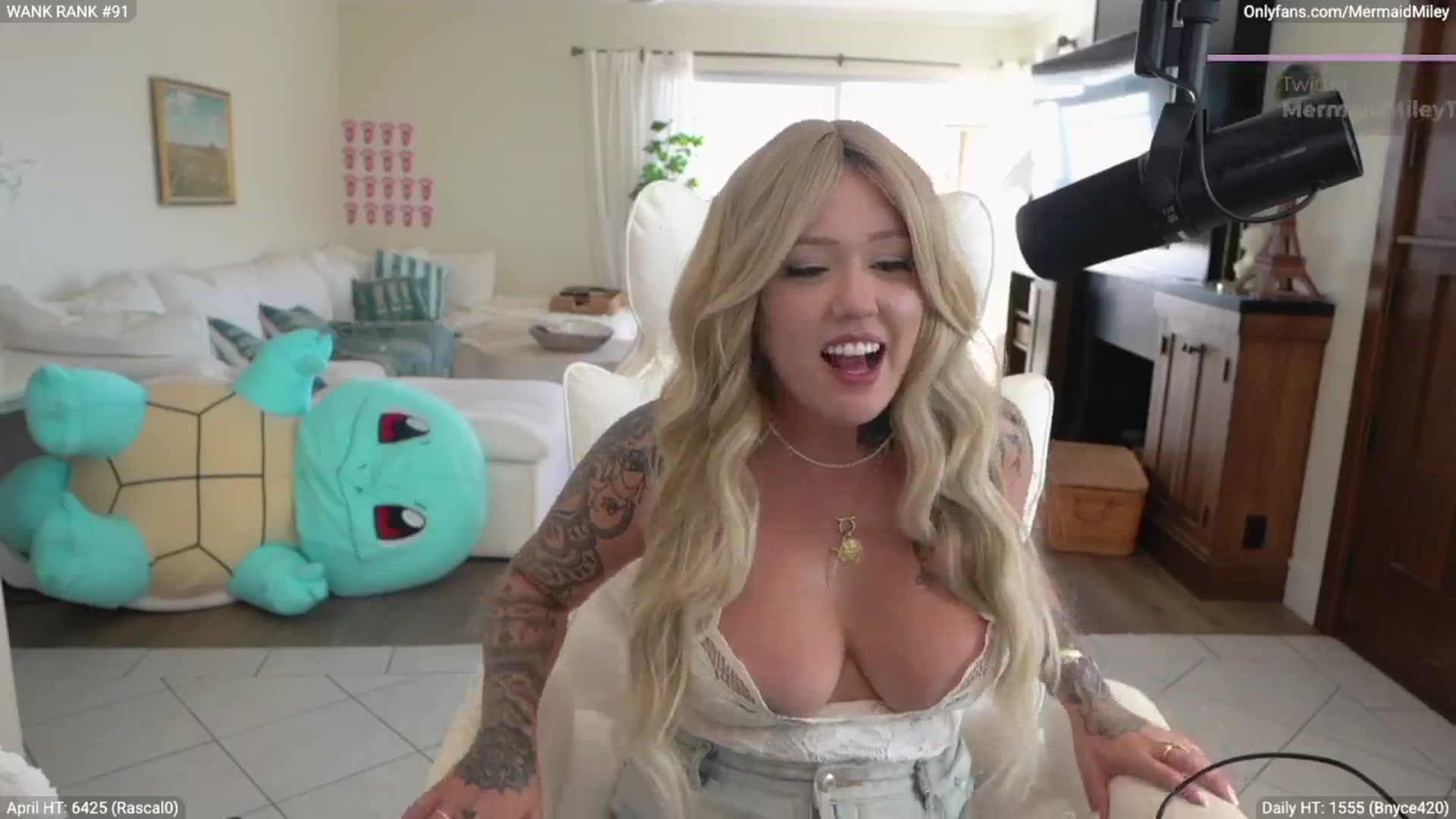 Gallery image thumbnail from Mermaidmiley's myfreecams stream on, 04/09/2026, 24:06 image 16 of 20