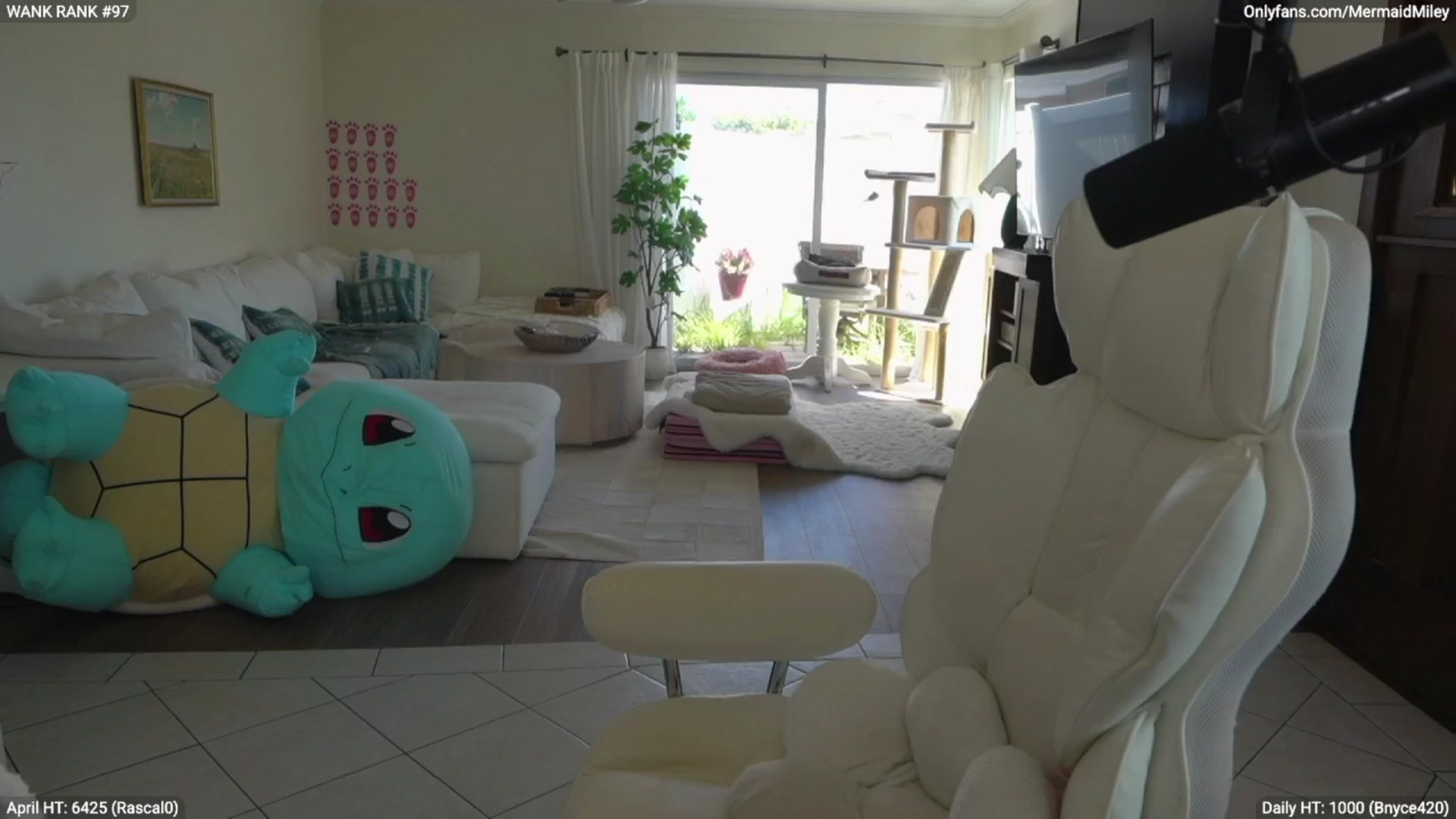 Gallery image thumbnail from Mermaidmiley's myfreecams stream on, 04/09/2026, 24:06 image 3 of 20