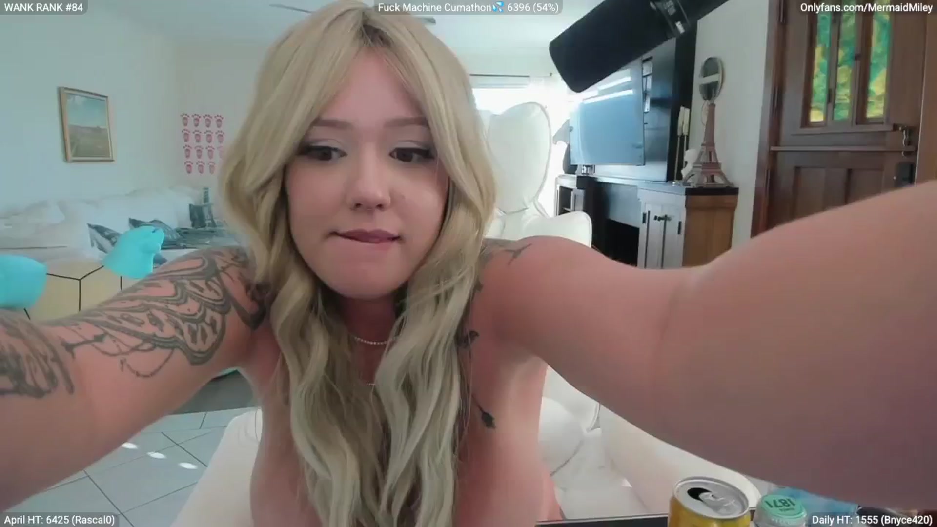 Gallery image thumbnail from Mermaidmiley's myfreecams stream on, 04/09/2026, 02:23 image 2 of 20