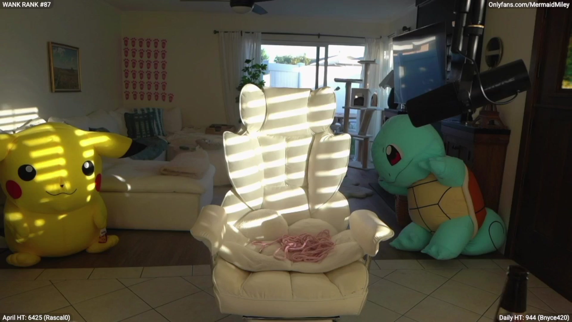Gallery image thumbnail from Mermaidmiley's myfreecams stream on, 04/12/2026, 01:45 image 18 of 20