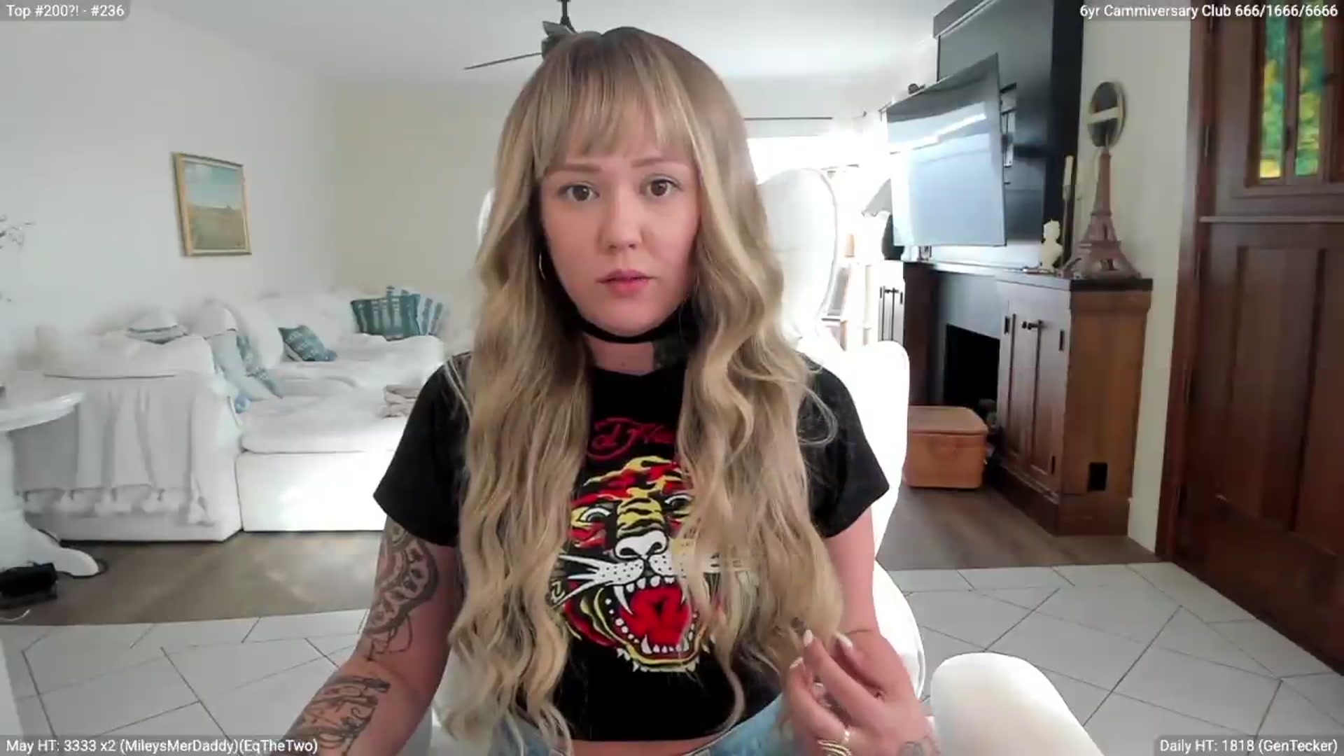 Gallery image thumbnail from Mermaidmiley's myfreecams stream on, 05/08/2026, 03:54 image 7 of 20