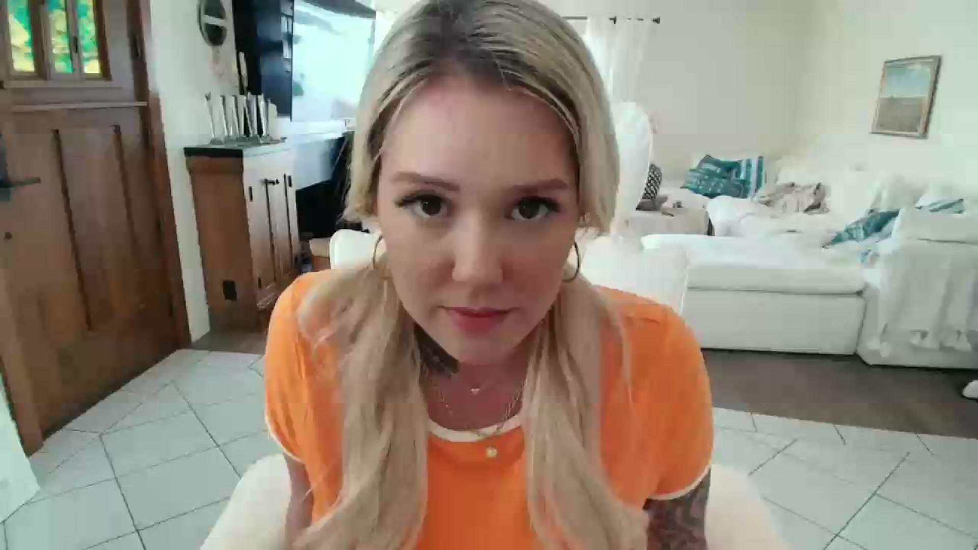 Gallery image thumbnail from Mermaidmiley's myfreecams stream on, 06/24/2026, 22:03 image 7 of 20