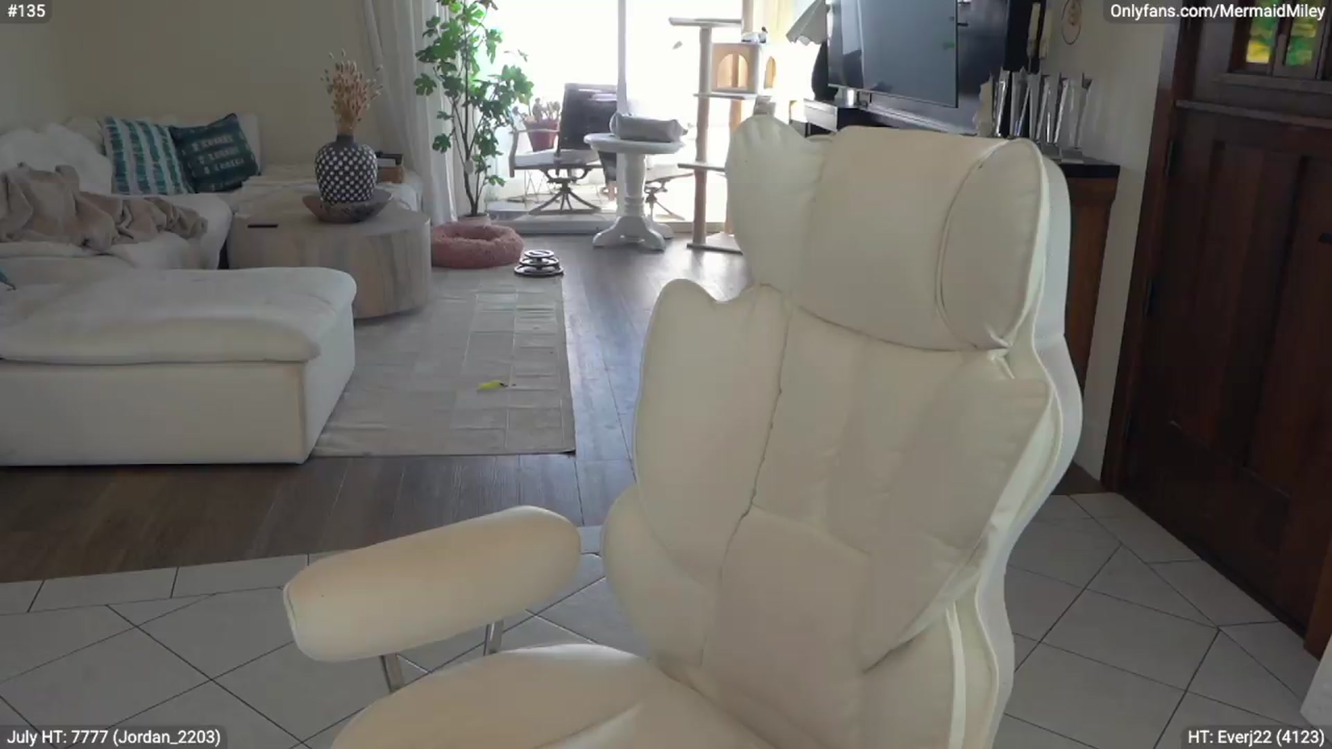 Gallery image thumbnail from Mermaidmiley's myfreecams stream on, 07/06/2026, 20:44 image 19 of 20